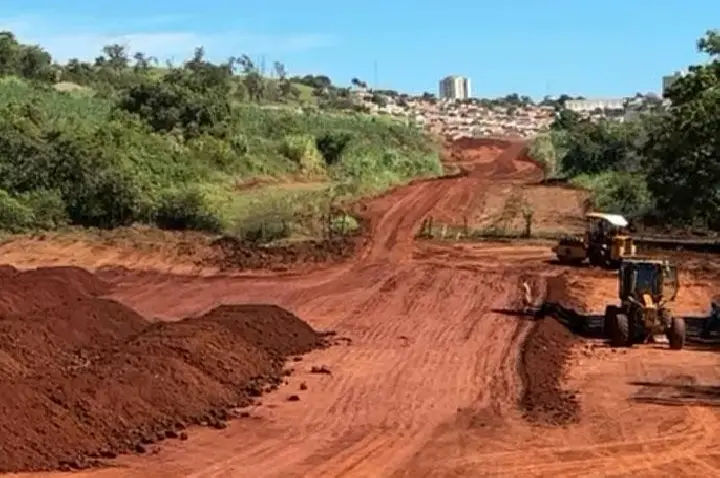Avançam as obras de interligação do centro com a zona sul de Ibiporã