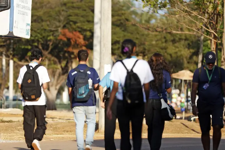 Brasileiros se sentem mais saudáveis do que são, diz pesquisa