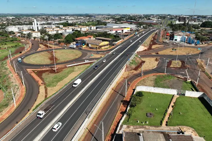 Deputado Tercilio Turini aprova homenagem ao Papa Francisco com nome de viaduto em Londrina