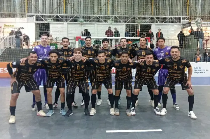 Ibiporã Multibelt Futsal supera caldeirão fora de casa e bate o Coronel Futsal por 2 a 0 na Série Prata