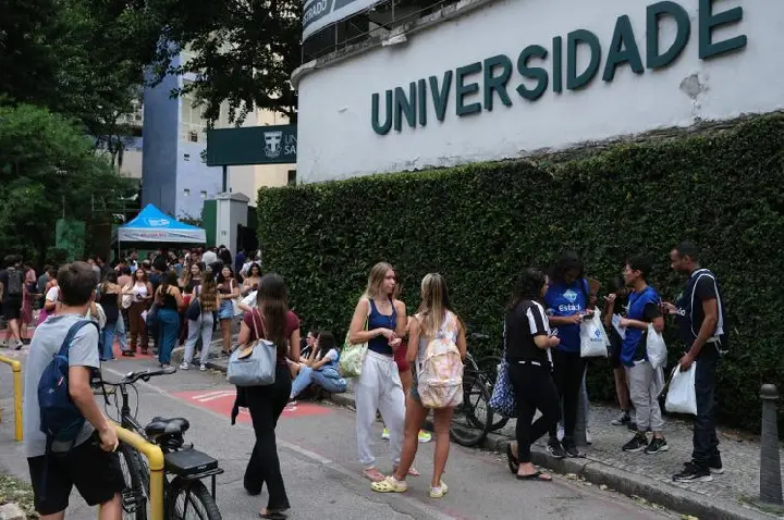 Inep libera gabarito do primeiro dia do Enem 2025