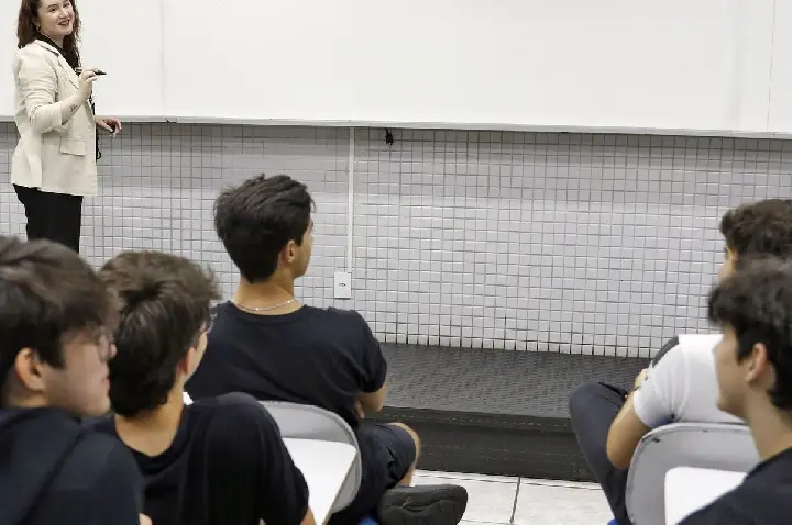 Mais de 625 mil pessoas fazem a Prova Nacional Docente neste domingo