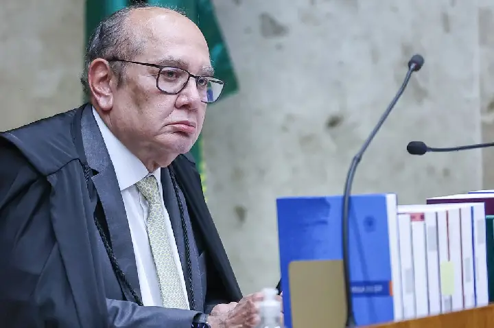 Mendes pede vista e suspende julgamento sobre Lei da Ficha Limpa