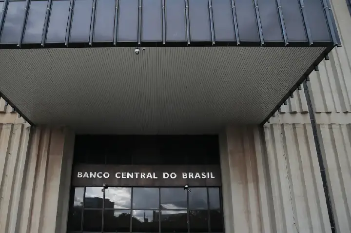 Mercado projeta inflação de 4,92% em 2026