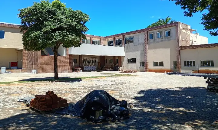 NOTA DE FISCALIZAÇÃO: Atrasos Intermináveis e Aditivos Excessivos