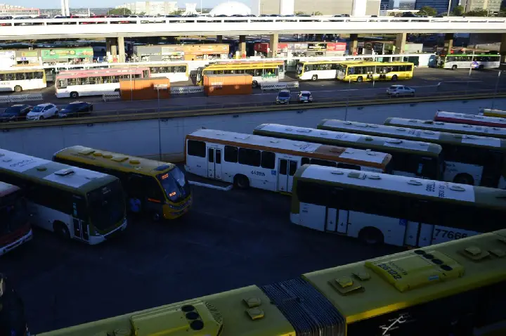 Nunes Marques cobra TREs por transporte público gratuito nas eleições