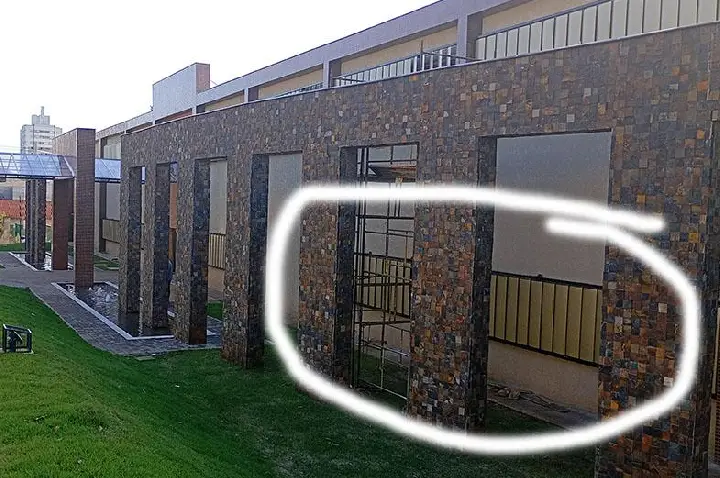 O Palácio de Ouro da Administração Municipal: O Escândalo dos Brises de R$ 866 Mil em Ibiporã