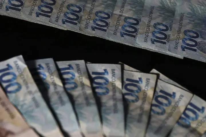 Orçamento de 2027 reserva R$ 44,8 bilhões para emendas impositivas