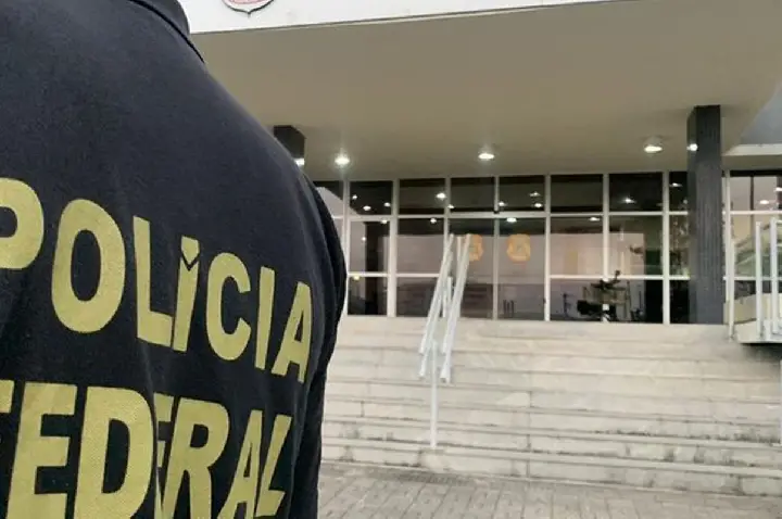 PF faz operação contra desvios na Universidade Federal Fluminense