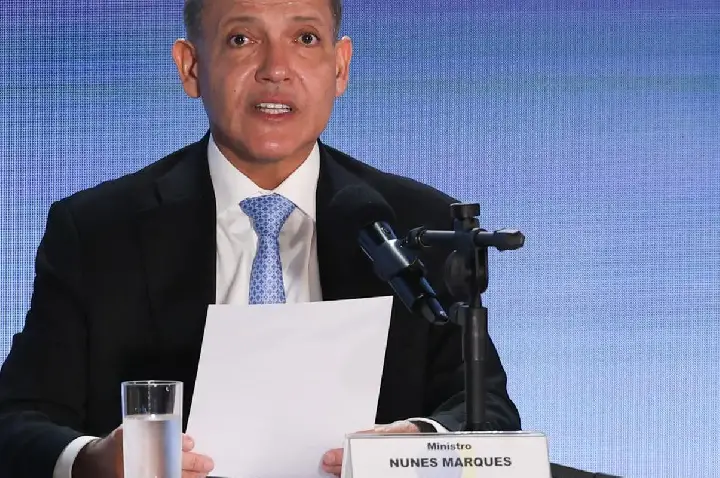 Presidente do TSE diz que eleições ocorreram dentro da normalidade