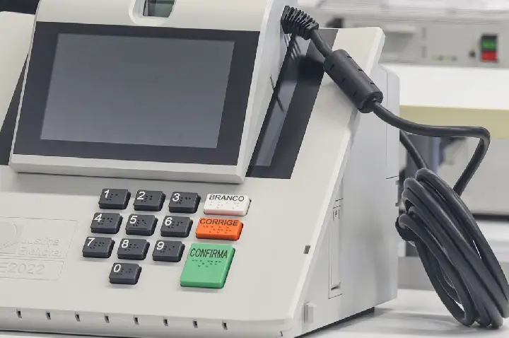 Saiba como a urna eletrônica garante a soberania do voto