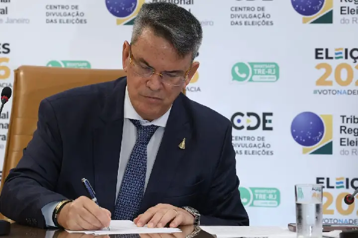 TRE-RJ decide pedir apoio de tropas federais para o segundo turno
