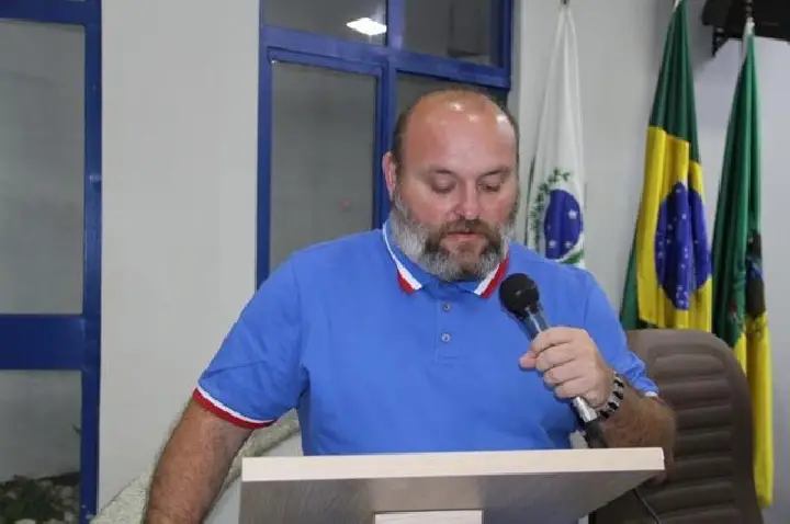 Vereador Augusto Semprebon indica Comenda Pax et Labor a Nelson de Oliveira, servidor municipal aposentado