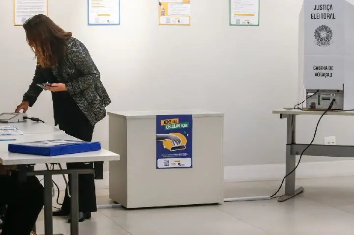 Votação começa com poucas filas na zona sul de São Paulo
