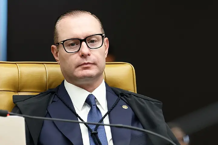 Zanin pede manifestação da Anatel sobre acesso à internet nas eleições