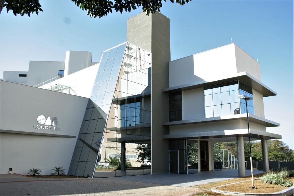 Pastor José Vilande Neto é denunciado por suposto exercício ilegal da profissão