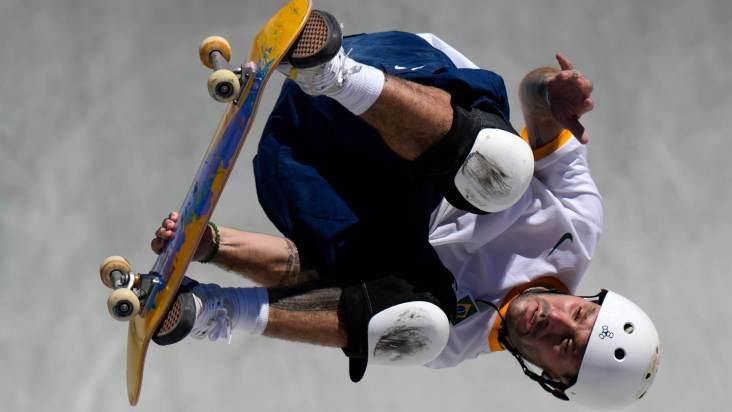 Pedro Barros conquista a prata no skate park em prova vencida por australiano
