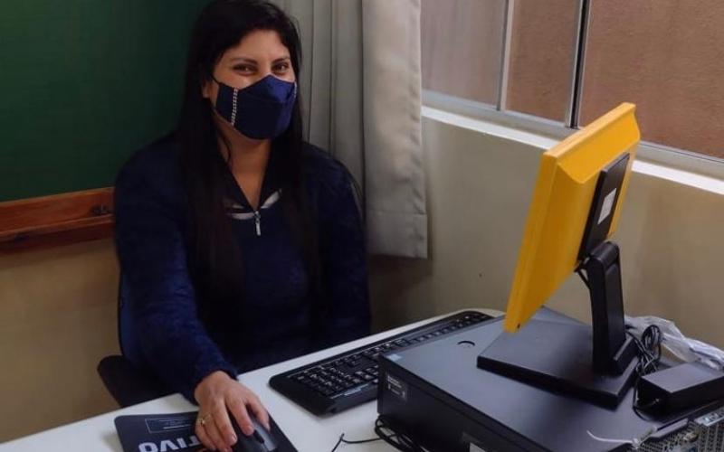 Secretaria de Educação adquire mais de 100 computadores para o retorno às aulas presenciais