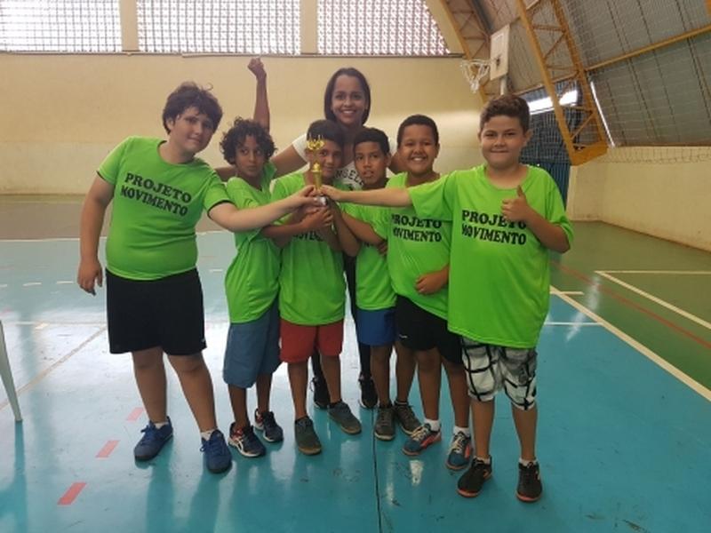 Secretaria de Esportes acena com  reativação de projeto para crianças