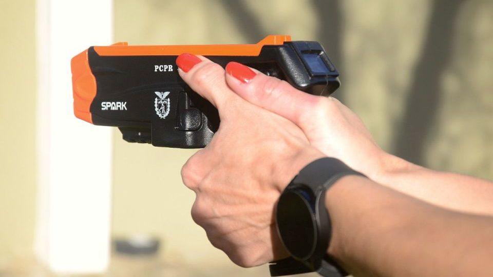 Polícia do Paraná pode adotar uso de armas não letais