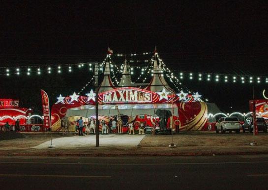 Circo Maximus realiza espetáculo beneficente em alusão ao Outubro Rosa