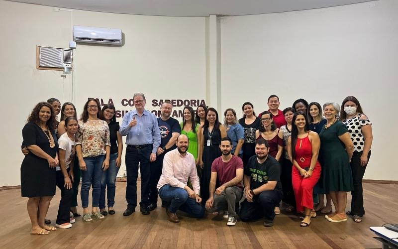 Prefeito José Maria recepcionou ontem os novos admitidos da Educação