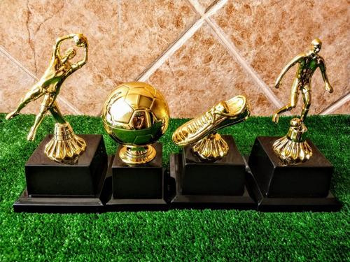 Quatro empresas vão faturar com venda de troféus para prefeitura