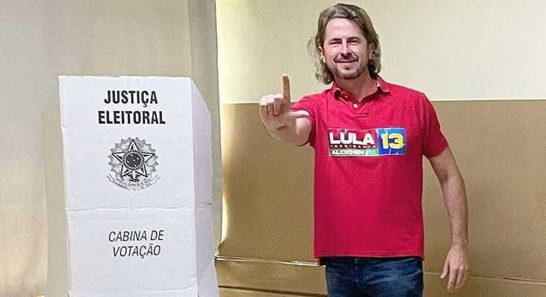 Lula pode sancionar PL que desobriga governo pagar piso de enfermagem