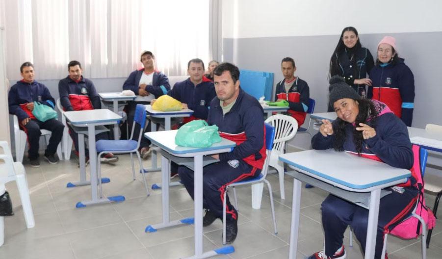 Campo Largo inaugura Escola de Educação Especial para alunos de distrito