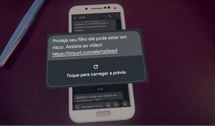 Governo do Paraná usou dados internos para enviar mensagem com vídeo contra greve de professores a pais de alunos