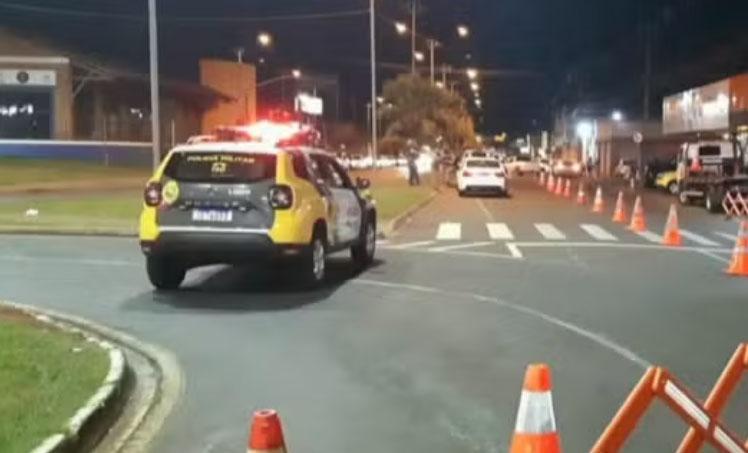 Motorista bêbado oferece PIX a policial para não ser multado e acaba preso