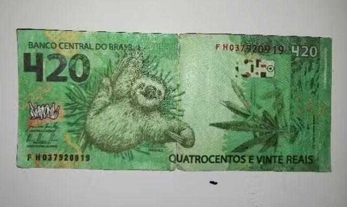 Nota falsa de R$ 420 com bicho-preguiça estampado é apreendida