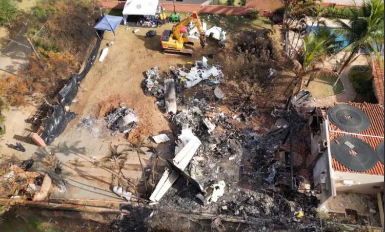 Após queda de avião em SP e pouso forçado em MG, Anac fala em 'operação assistida' com a Voepass