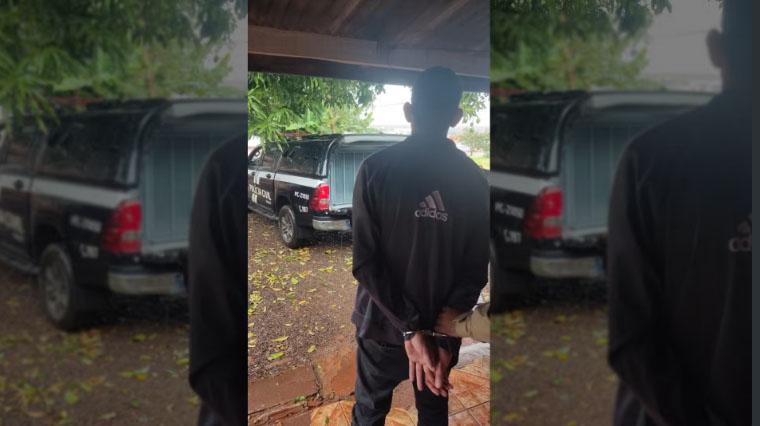 Homem mata companheira, arranca a cabeça dela e guarda em uma mochila
