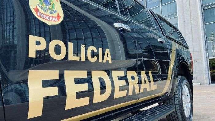 Polícia Federal cumpre mandados de busca e apreensão contra acusados de fraude no INSS