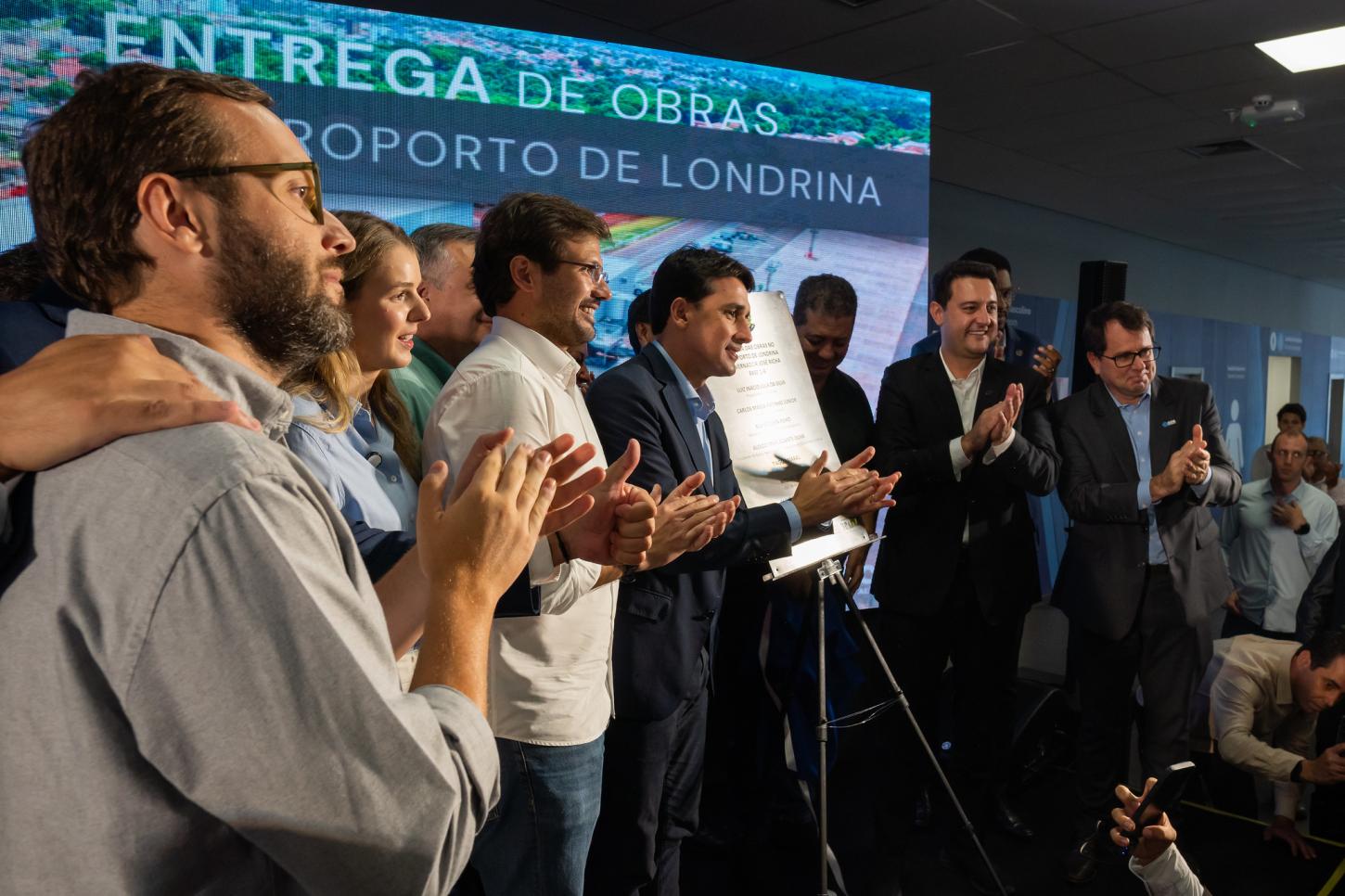 ‘Bolsonaro foi tão bom que Lula está inaugurando aquilo que Bolsonaro fez’, afirma Filipe Barros