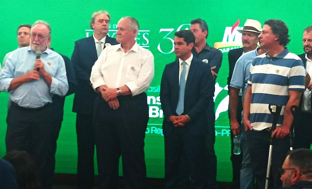MDB do Paraná completa 59 anos de atividade política com grande festa em Curitiba