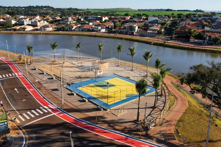 Moradores no entorno do Lago pedem a vereador que indique a construção de faixas elevadas