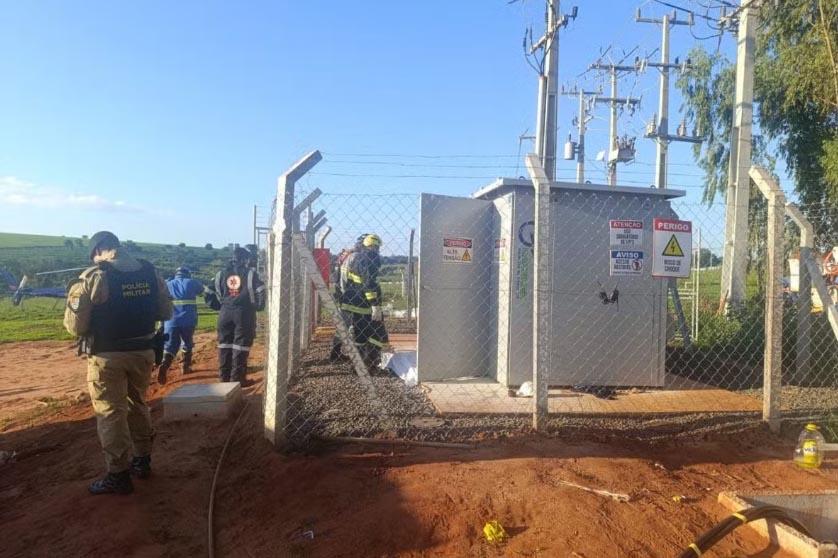 Jovem morre após ser atingido por descarga elétrica em usina de placas solares
