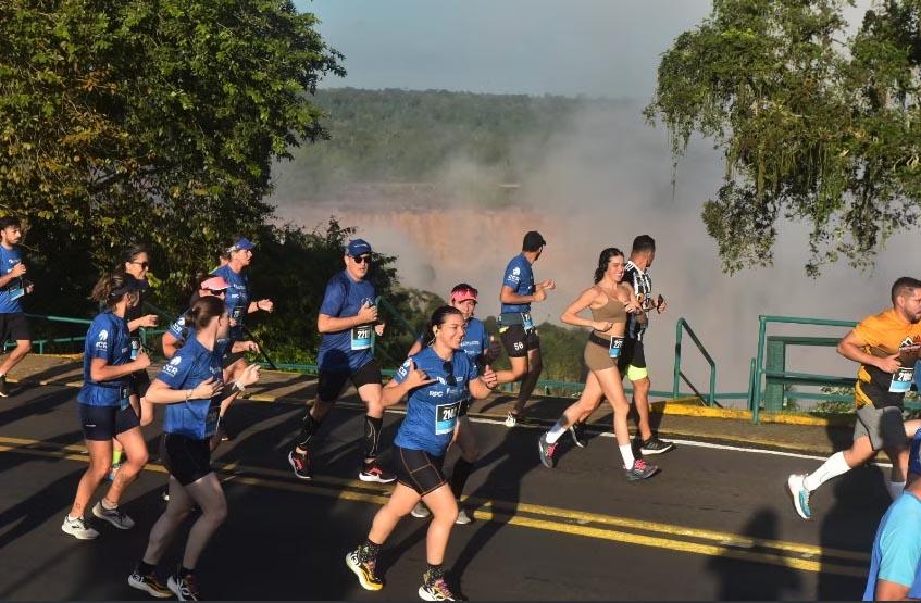 Tradicional Maratona das Cataratas acontece neste domingo, dia 18 em Foz do Iguaçu