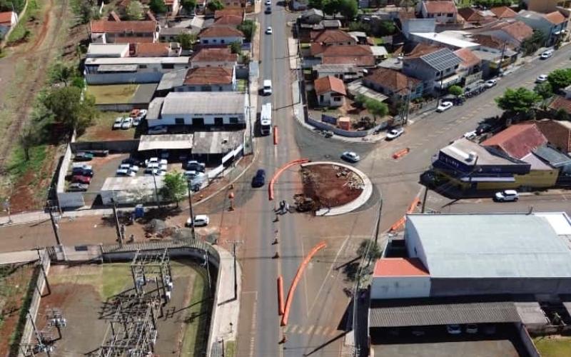 Trechos da Rua Paulo Frontin e Av. Manoel Ribas são liberados ao tráfego nesta terça-feira