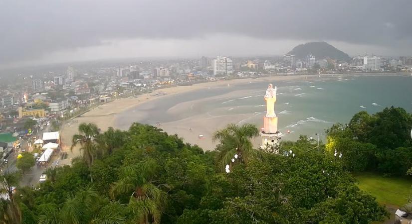 Moradores, comerciantes, veranistas e turistas encaram final de ano sem água em Guaratuba