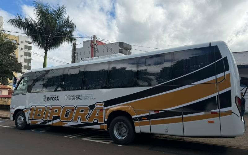 Secretaria de Esportes e Lazer de Ibiporã recebe micro-ônibus 0 km e eleva o patamar do apoio ao esporte loca