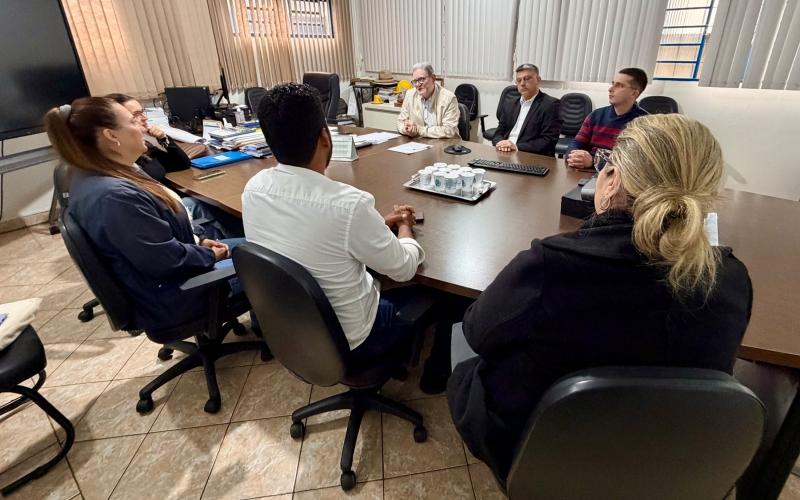 O Efeito Porta Giratória nas Secretarias de Ibiporã – O que Ocorre nos Bastidores?
