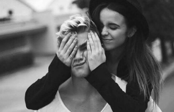 A Amizade entre Homem e Mulher: É Sempre Possível ou a Atração Vence?