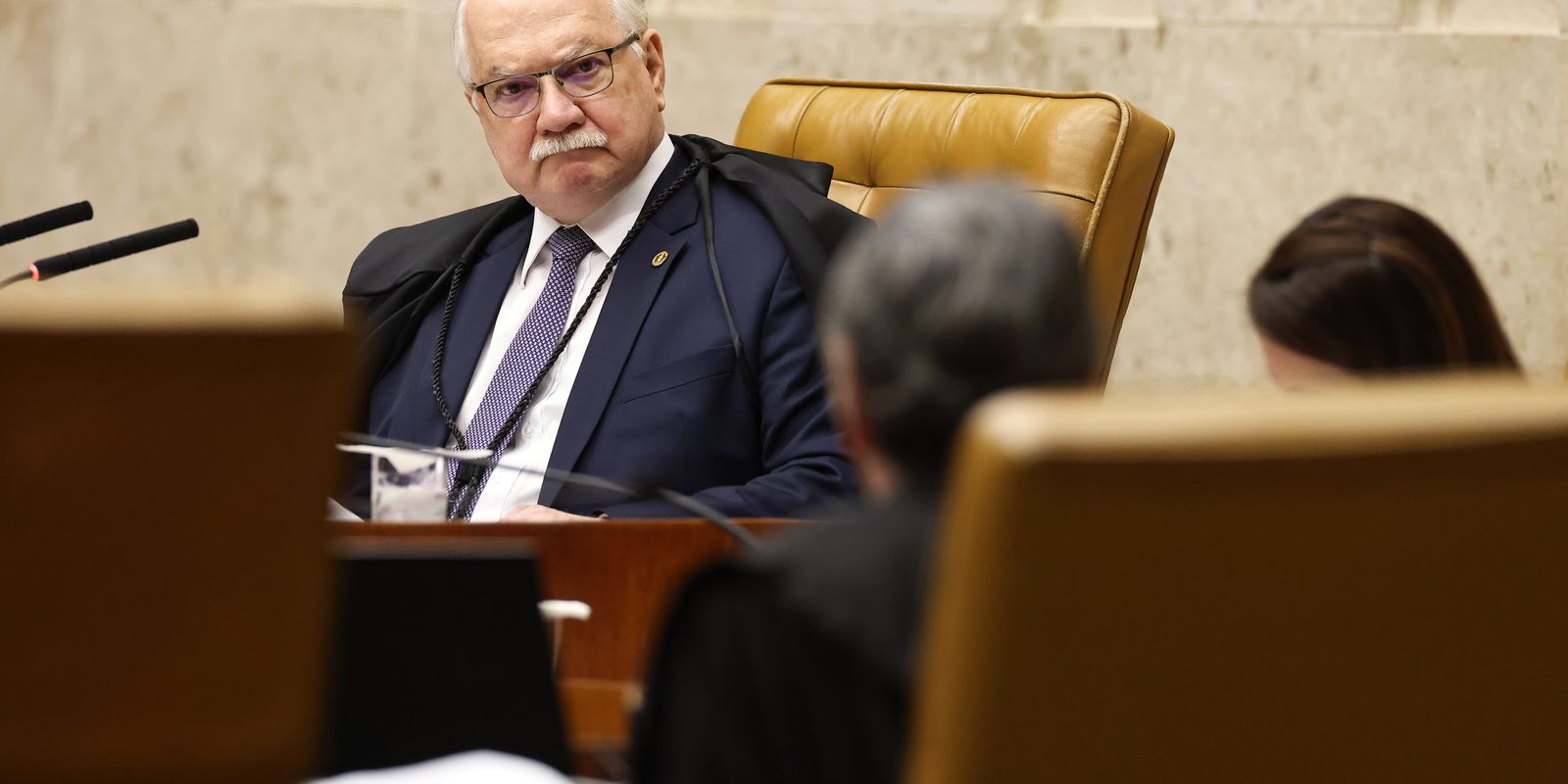 Fachin desmarca julgamento sobre atuação de Mendonça no caso Master
