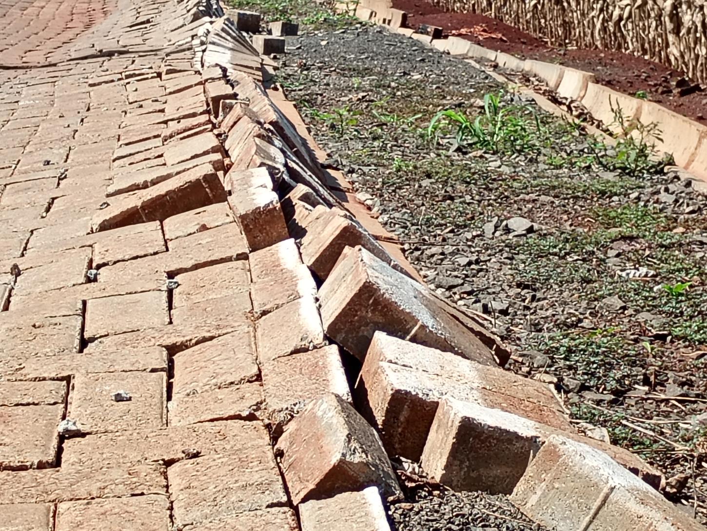 O Escândalo do Paver: Estrada de R$ 3,1 Milhões Afunda na Lama e na Incompetência em Ibiporã