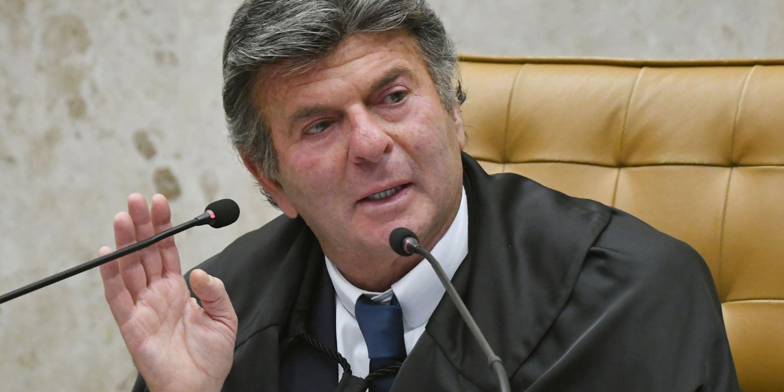 Fux pede manifestação da AGU sobre pedido para liberar bets